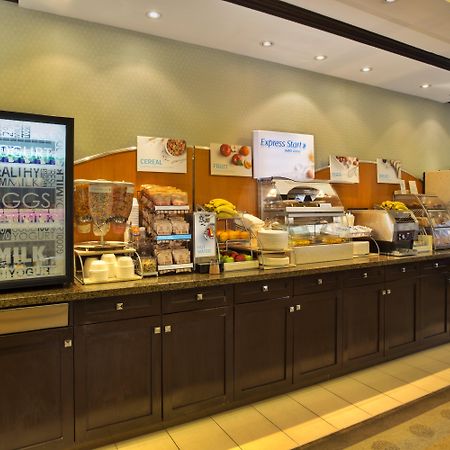 Holiday Inn Express Kingston Central By Ihg Exterior foto