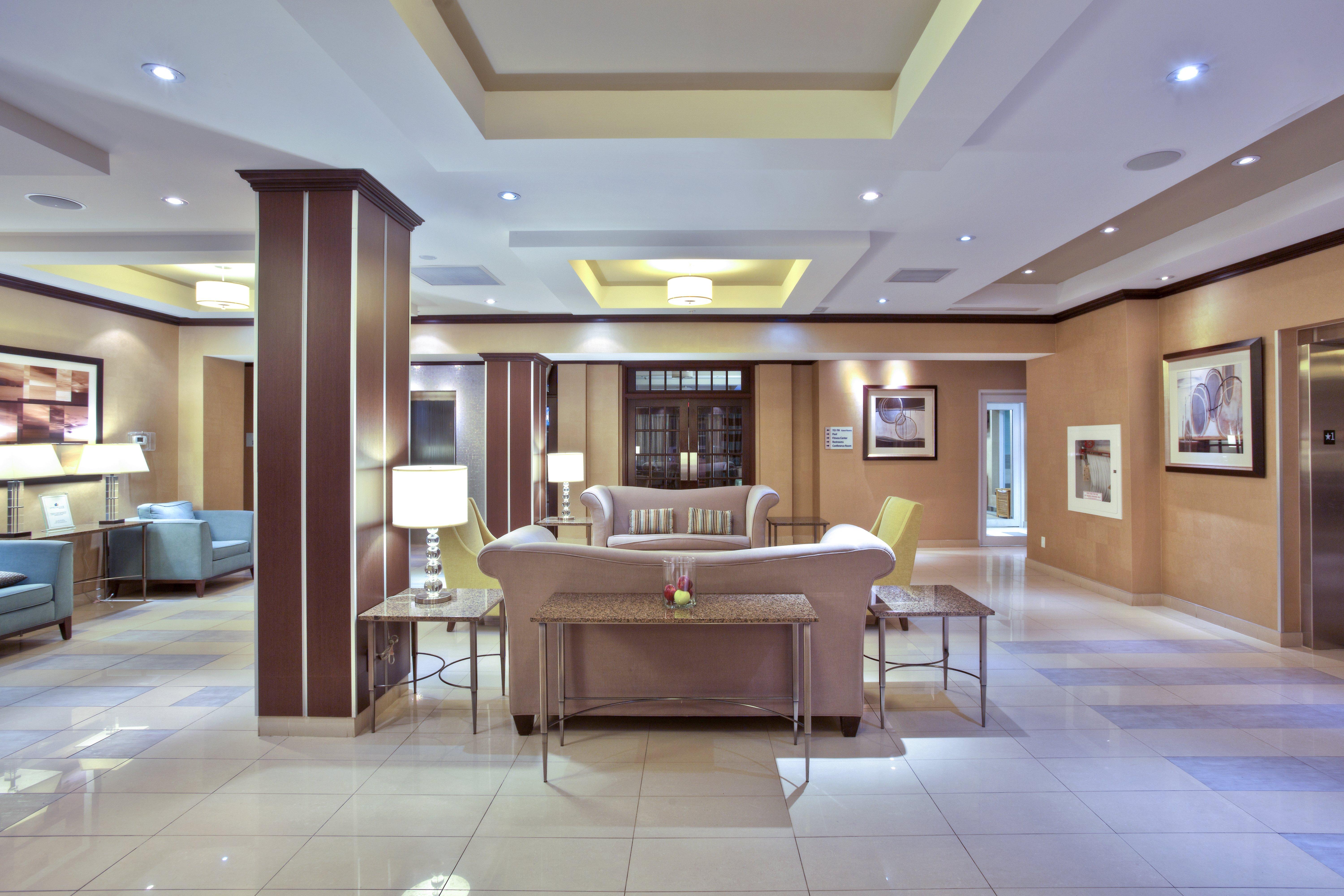 Holiday Inn Express Kingston Central By Ihg Exterior foto