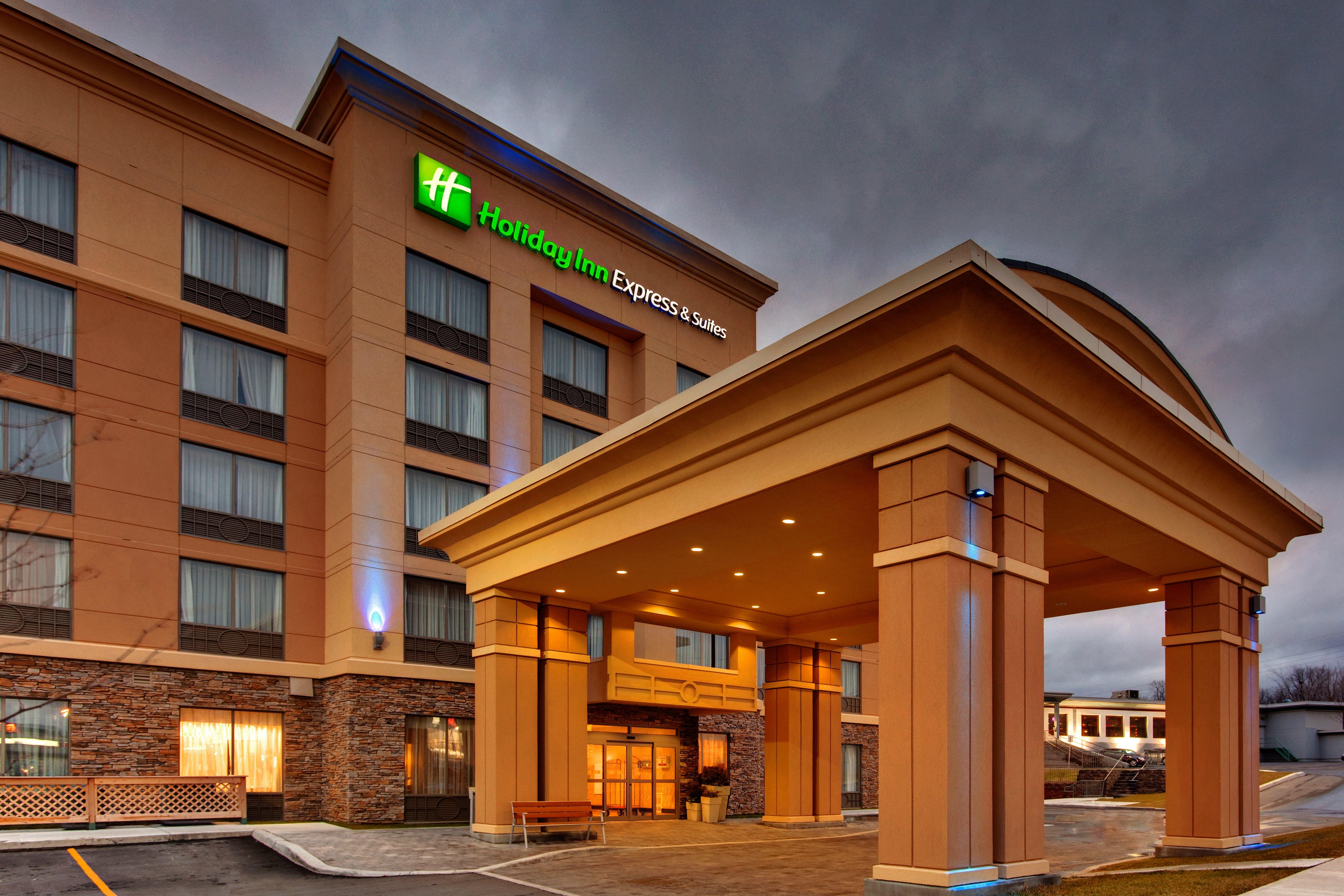 Holiday Inn Express Kingston Central By Ihg Exterior foto