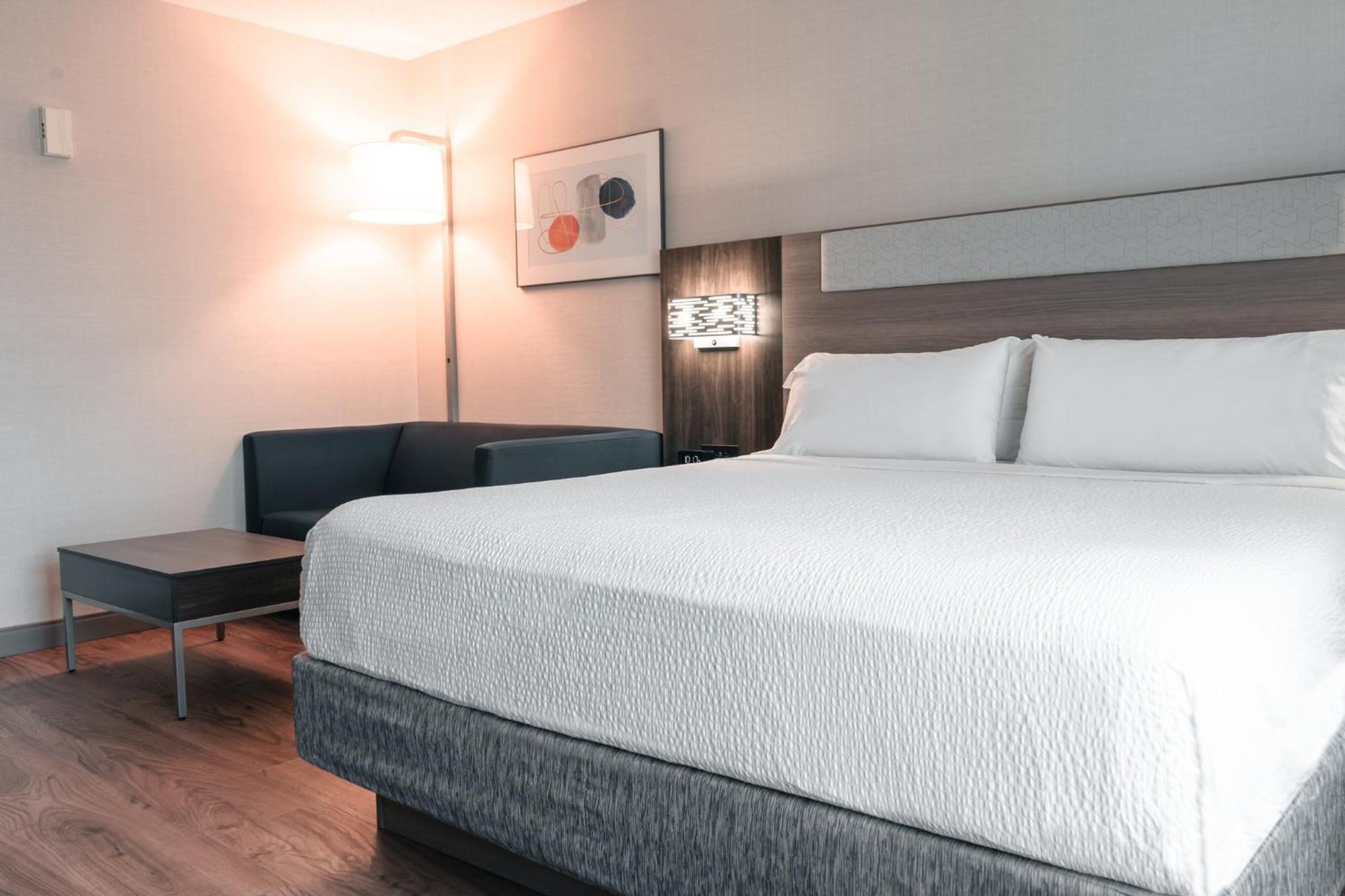 Holiday Inn Express Kingston Central By Ihg Exterior foto