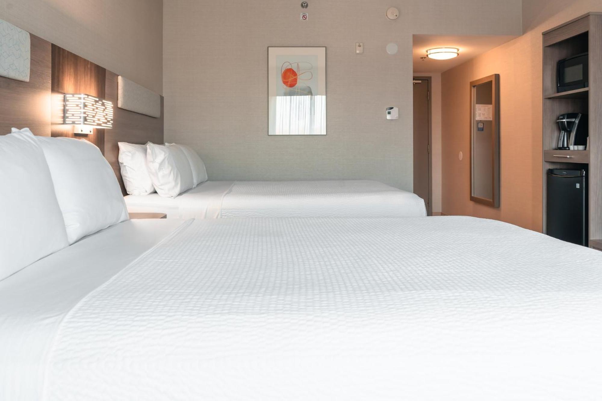 Holiday Inn Express Kingston Central By Ihg Exterior foto