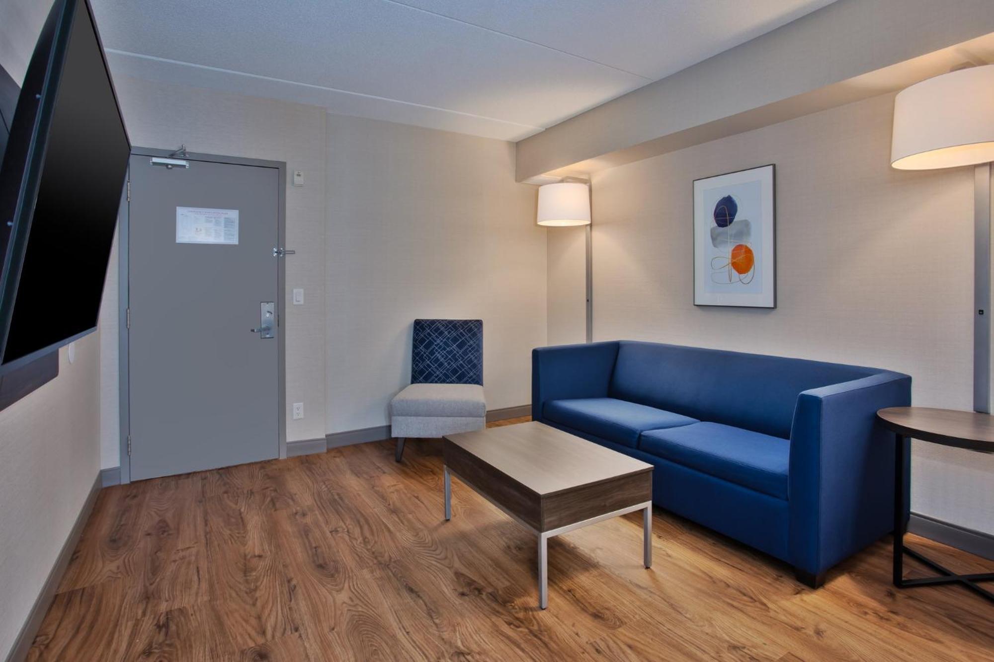 Holiday Inn Express Kingston Central By Ihg Exterior foto
