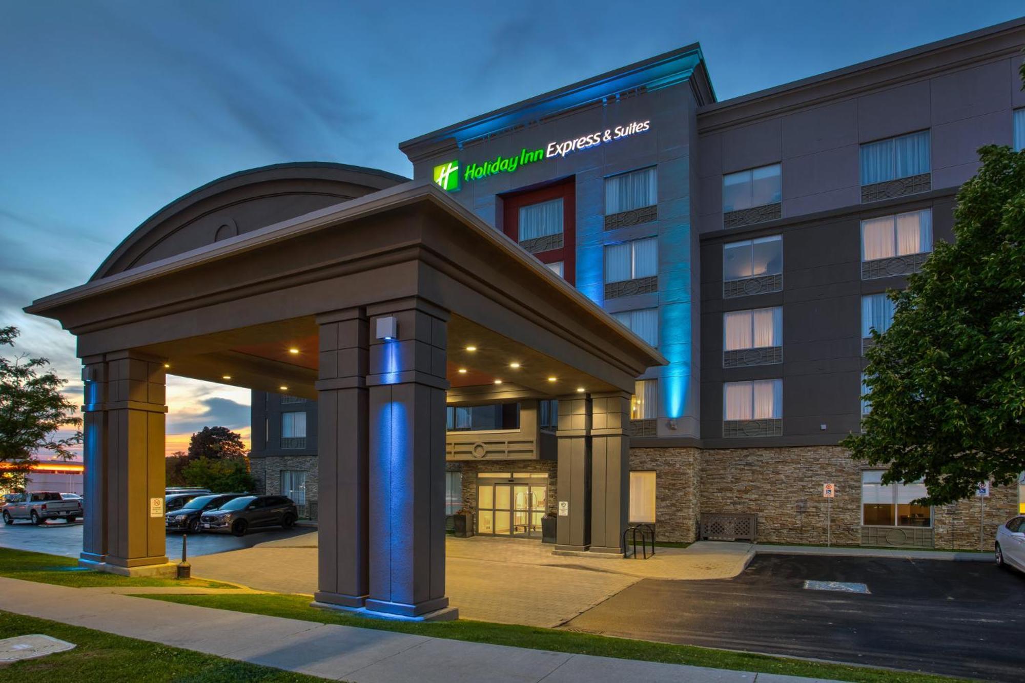 Holiday Inn Express Kingston Central By Ihg Exterior foto